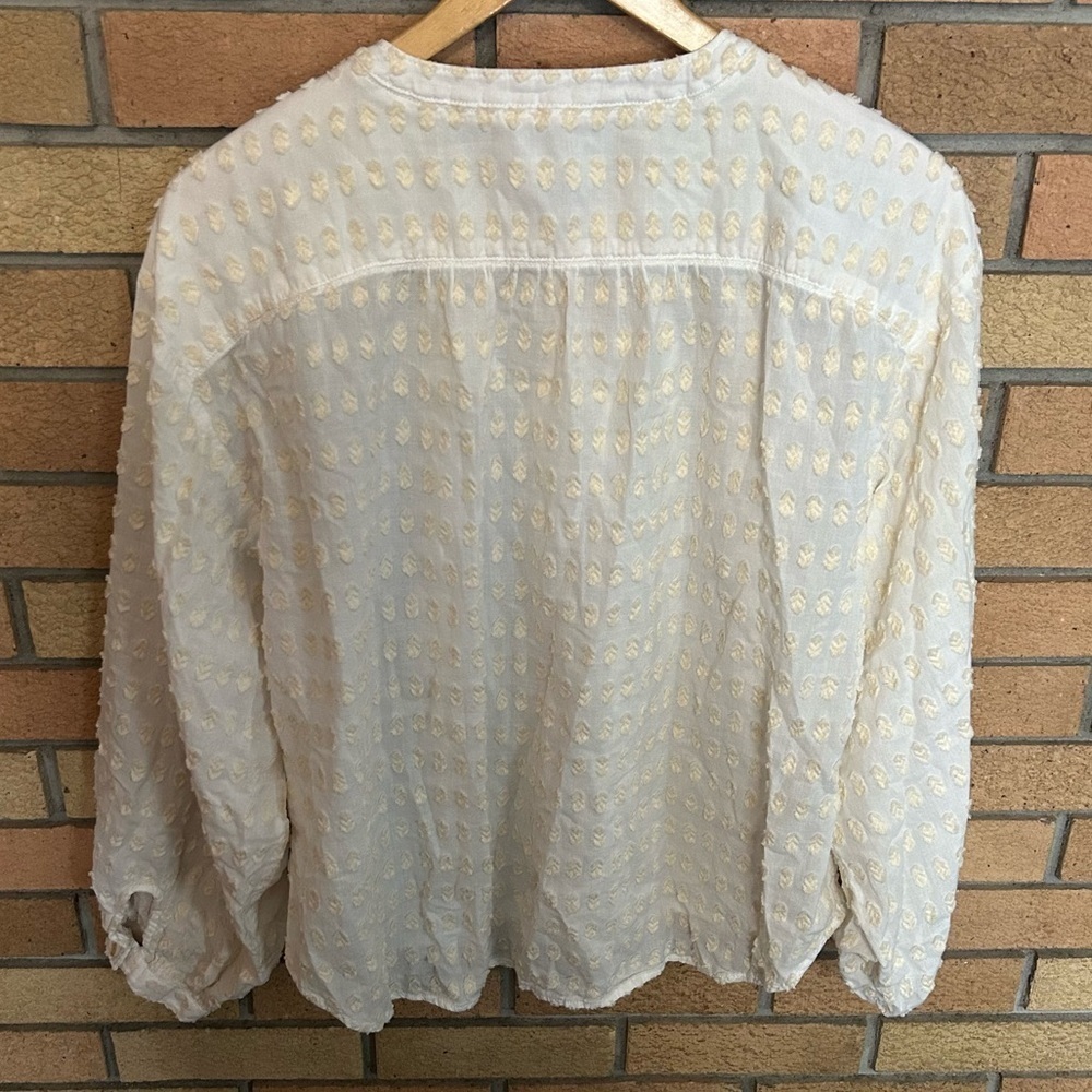 Pilcro Anthropologie Blouse Button Up Cotton Cream Textured Dot Size Medium - Picture 5 of 5